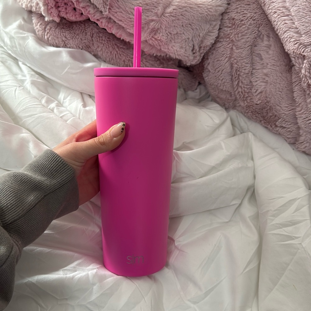 Simply modern cup